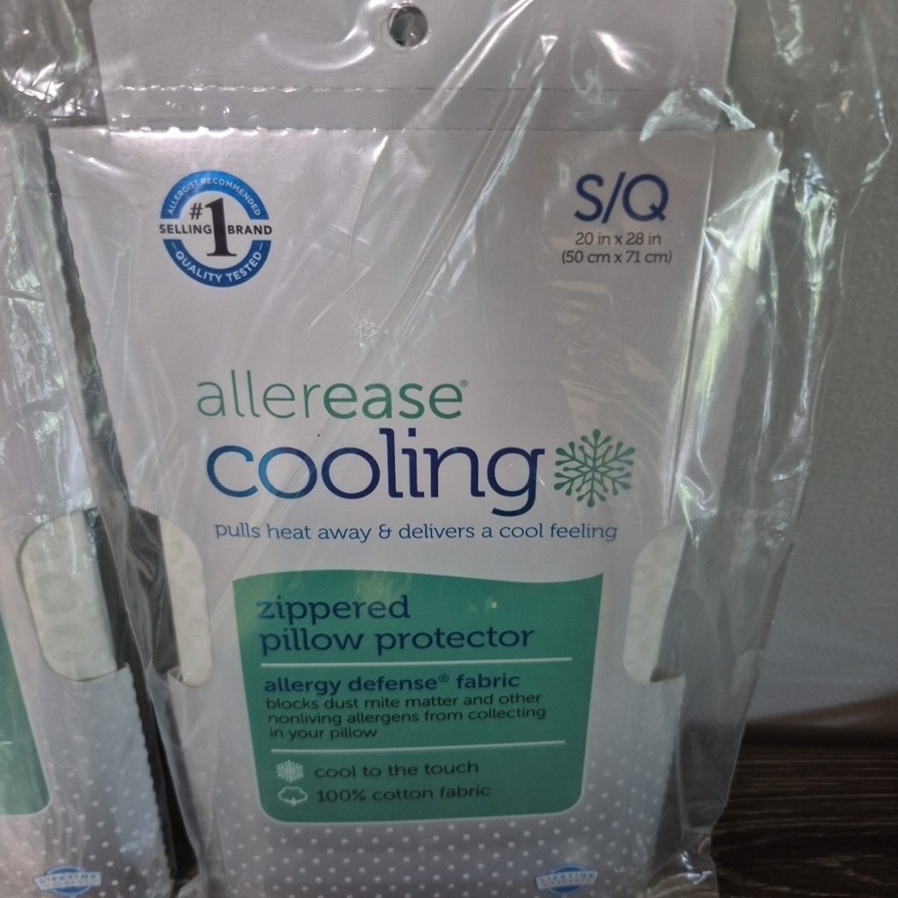Allerease Zippered Pillow Protector - Cooling S/Q Allergy Defense- 3 Pack Sealed - Picture 2 of 8